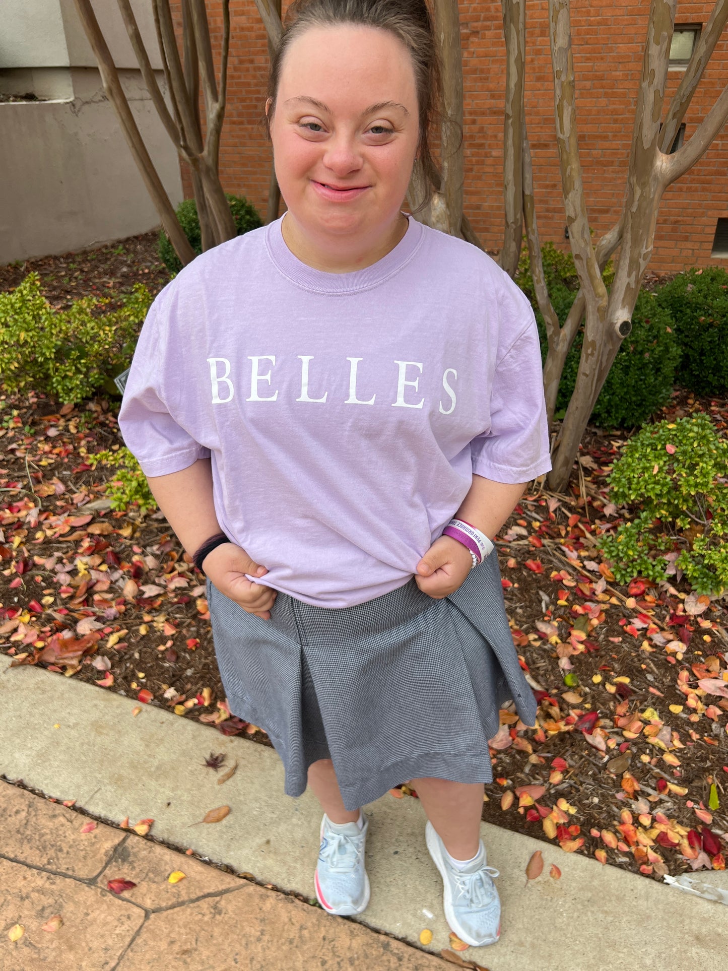 "Belles" Crewneck Tee in Orchid